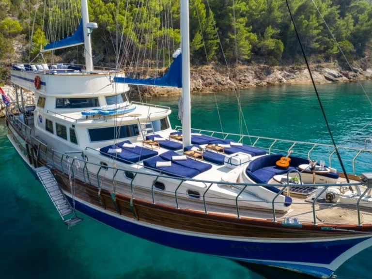 Hire a Custom Made Saint Luca Omiš