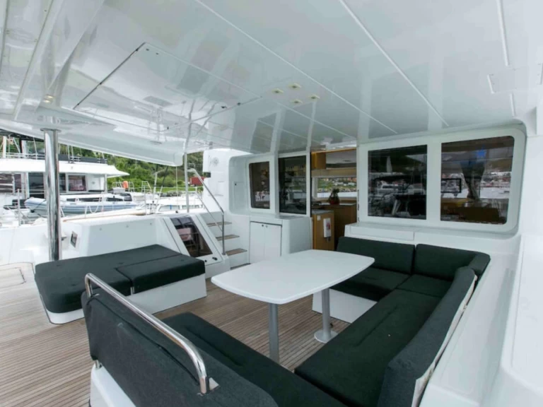 Yacht charter Kaštel Stari - Lagoon AKANA on SamBoat