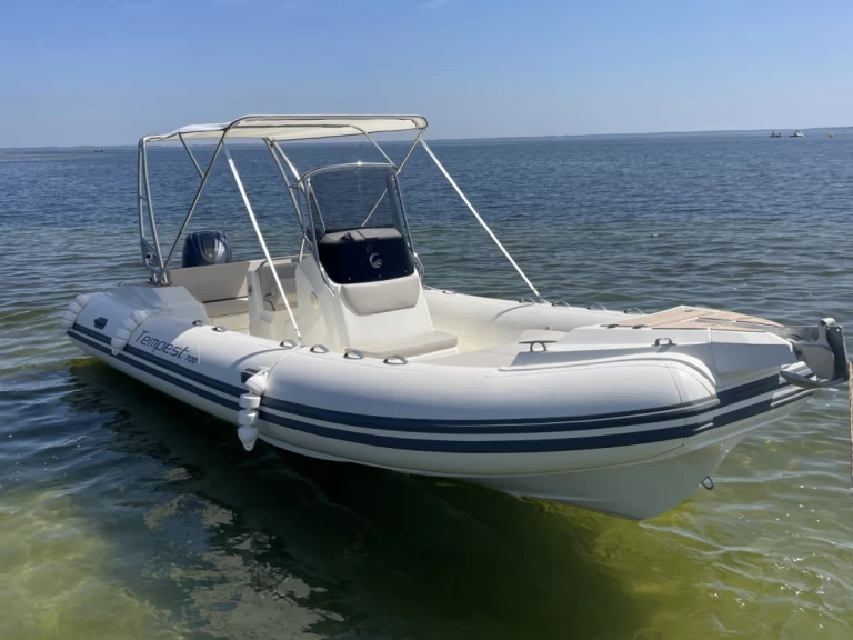 Capelli Tempest 700 Sun charter bareboat or skippered in  Biscarrosse