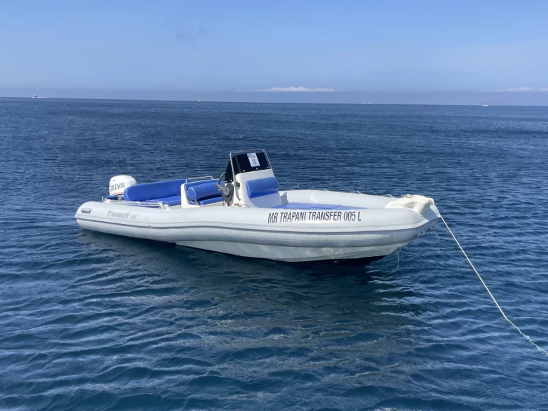 Yacht hire Trapani cheap 18
