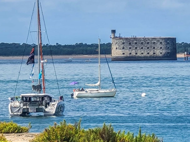 Hire a Excess Excess 11 La Rochelle