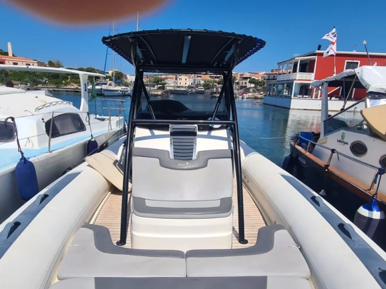 RIB hire in Stintino - Bwa BWA 30 PREMIUM