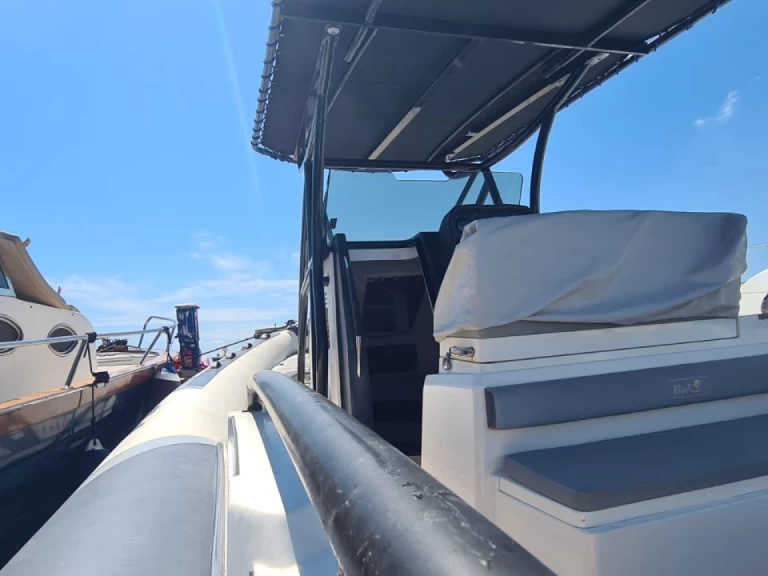 Charter a Bwa BWA 30 PREMIUM in Stintino on Samboat