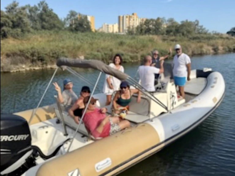 Yacht charter Carnon-Plage - Zodiac Club 750 on SamBoat