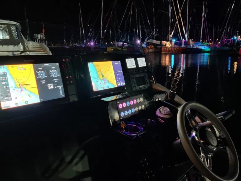 Zodiac Medline 9 charter bareboat or skippered in  Les Sables-d'Olonne