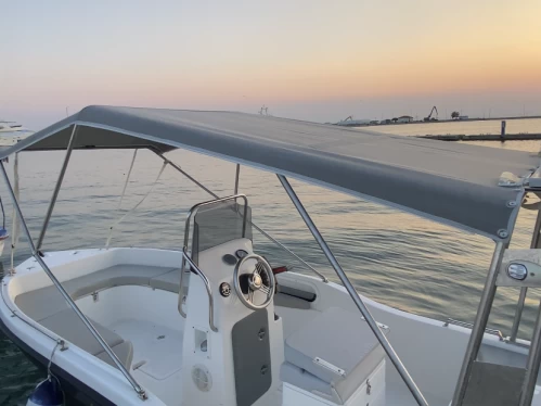 Hire Motorboat Igma with a boat licence