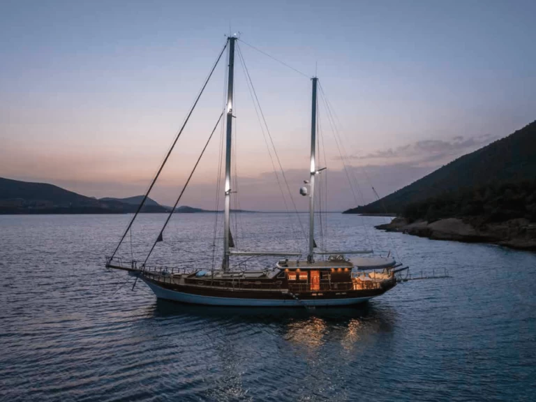 Luxury Yacht hire in Bodrum - Custom HIZIR 1