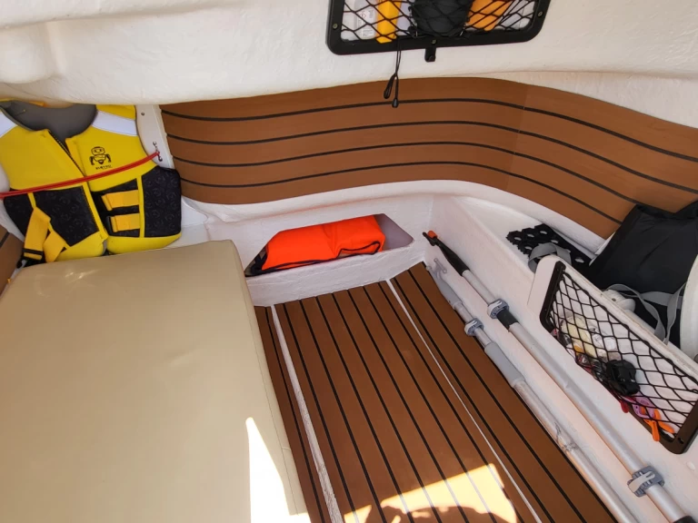 Hire Motorboat with or without skipper B2 Marine Annecy