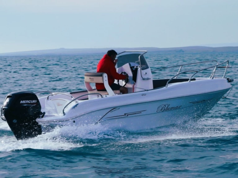 Motorboat to hire Marzamemi at the best price