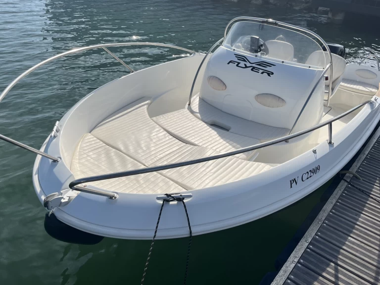 Hire Motorboat with or without skipper Bénéteau Port Leucate