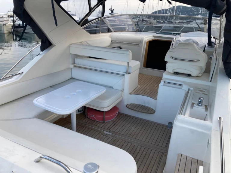 Hire Motorboat with or without skipper Fairline Mandelieu-la-Napoule