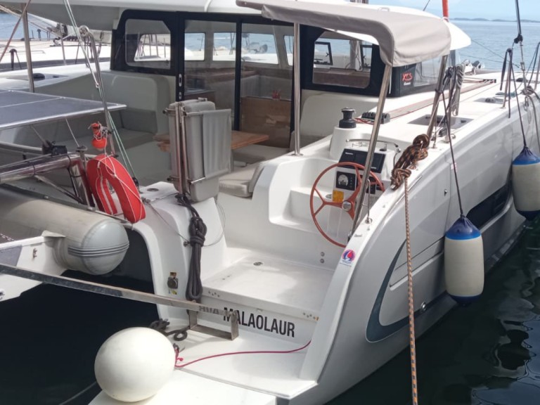Hire Catamaran Excess with a boat licence
