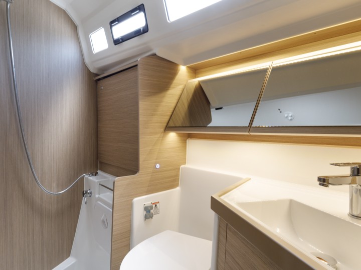 Yacht charter Alimos - Bénéteau Oceanis 40.1 on SamBoat