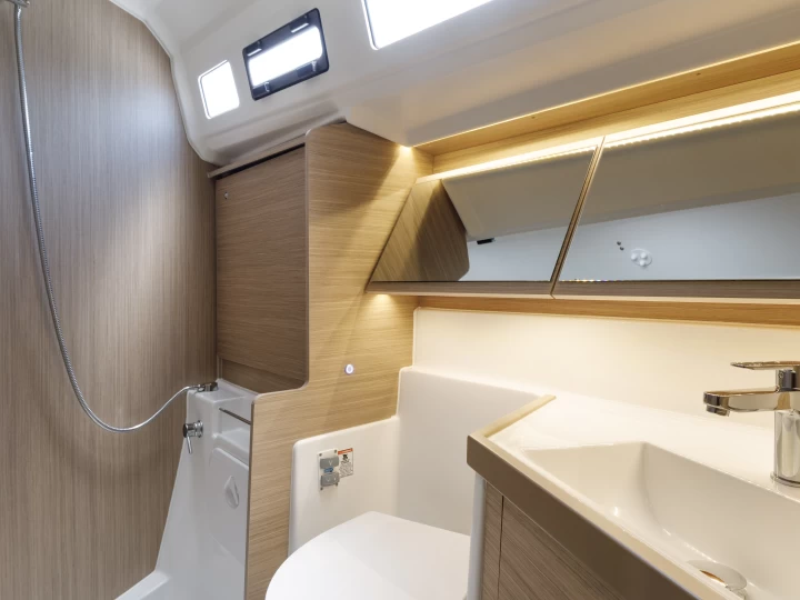 Yacht charter Alimos - Bénéteau Oceanis 40.1 on SamBoat