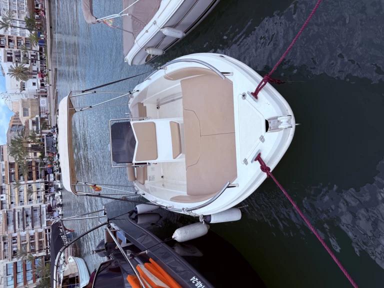 Charter a Kolmarine Teorema 20 in Port d'Alcudia on Samboat