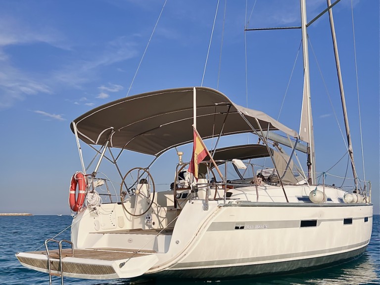 Sailboat hire in Calafell - Bavaria Bavaria 40 Cruiser