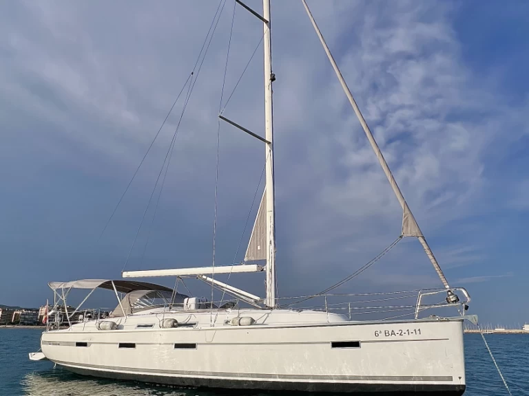 Charter a Bavaria Bavaria 40 Cruiser in Port Segur-Calafell on Samboat