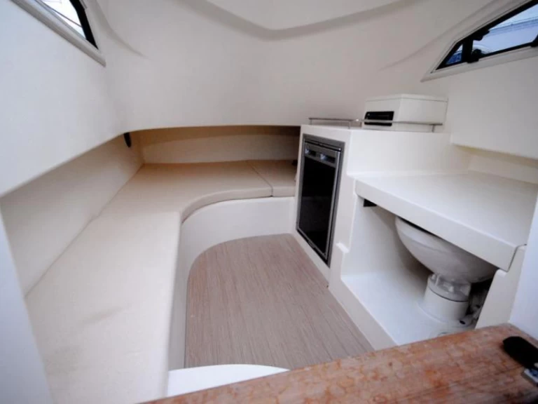 RIB hire in Porto-Vecchio - Capelli Tempest 1000 CC