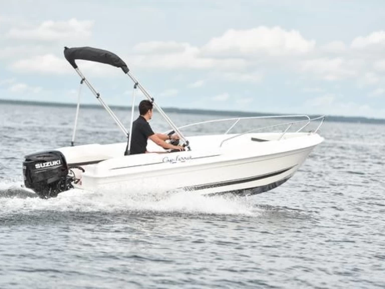 Motorboat hire in Ajaccio - B2 Marine 452 Open