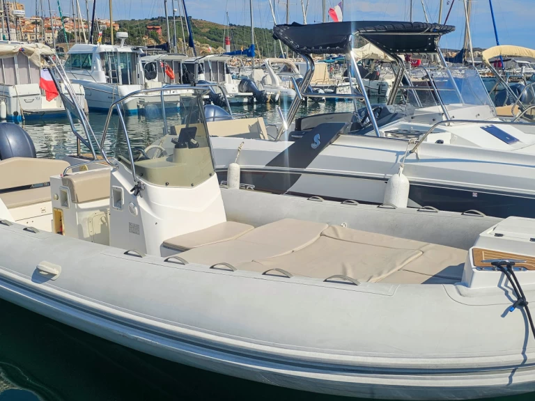 Charter a Capelli Tempest 700 in Banyuls-sur-Mer on Samboat