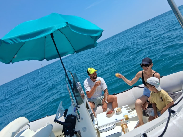 RIB hire in Palavas-les-Flots - Bombard Explorer 500 SB