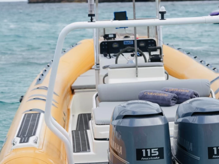 Yacht charter Sant Antoni de Portmany - SEVEN FIFTY  400 on SamBoat