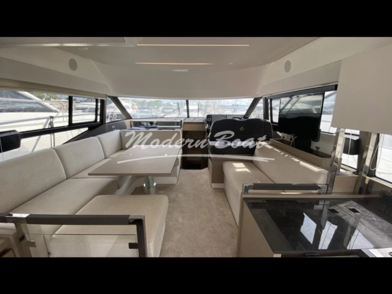 Charter a Prestige prestige 460 fly  in Mandelieu-la-Napoule on Samboat