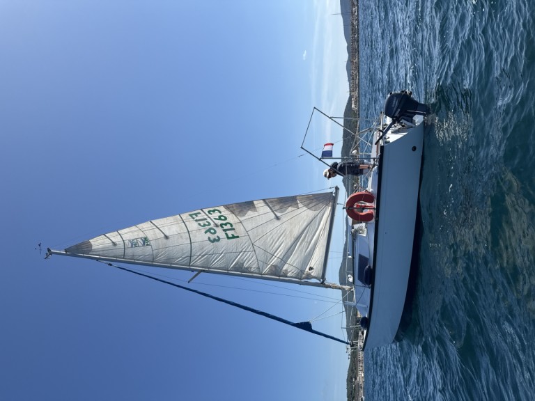 Sailboat to hire Mandelieu-la-Napoule at the best price