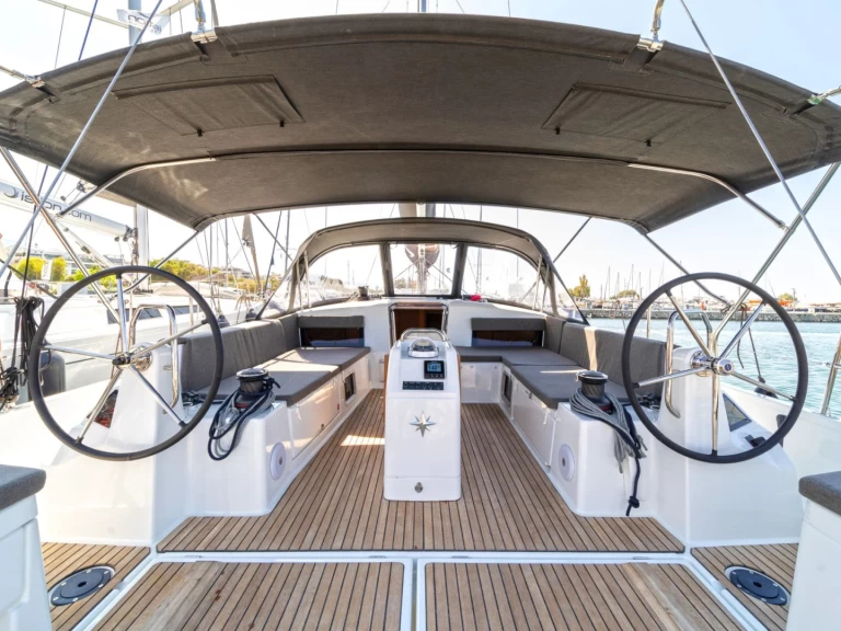 Yacht hire Agios Nikolaos cheap Sun Odyssey 490