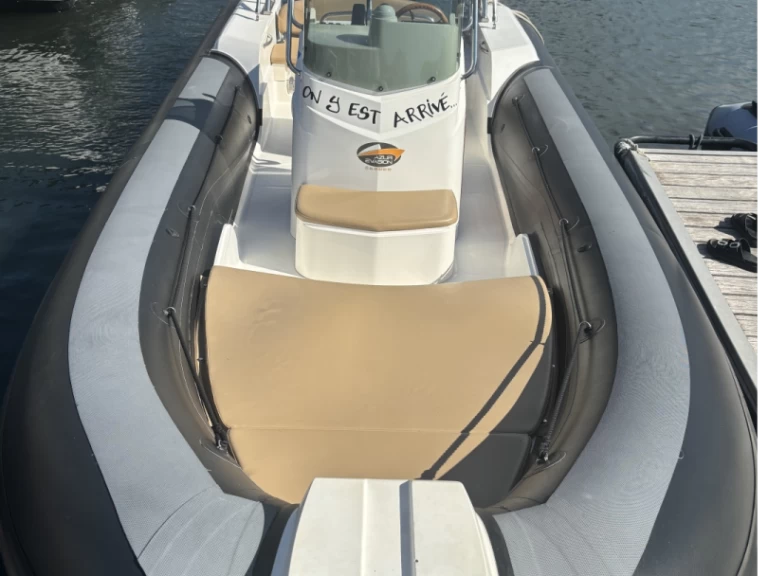 RIB hire in Porto-Vecchio - Capelli Capelli 690