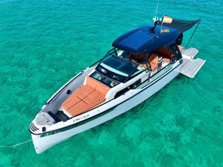 Saxdor Saxdor 320 GTO charter bareboat or skippered in  Palamós