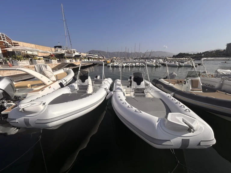 Yacht hire Palermo cheap Wave 20