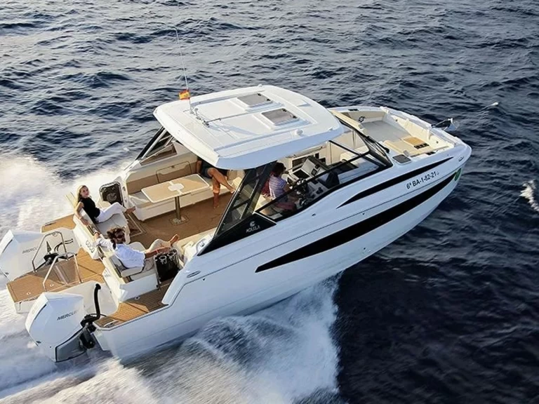 Motorboat to hire Saint-Raphaël at the best price