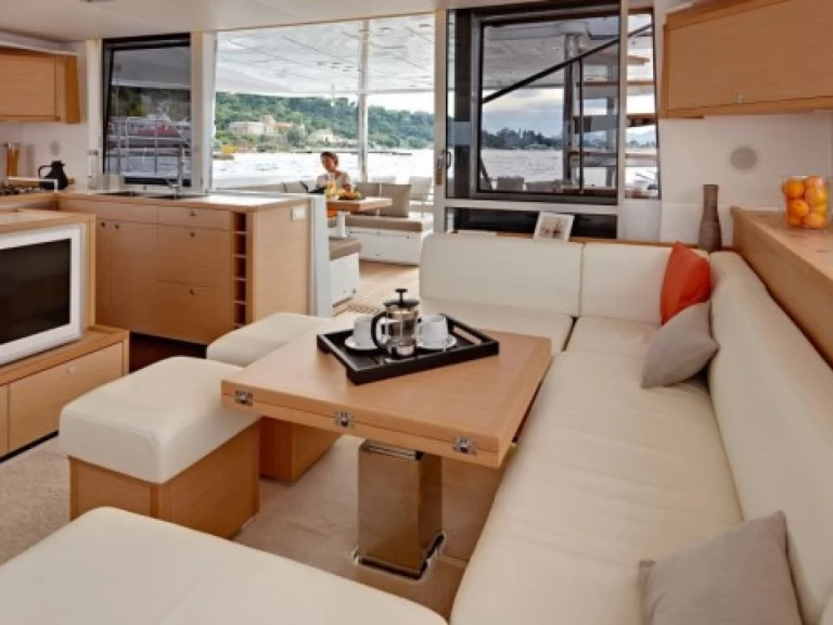 Hire Catamaran with or without skipper Lagoon Alimos