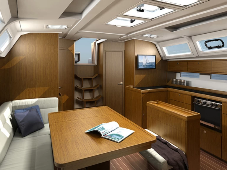 Hire Sailboat Bavaria with a boat licence