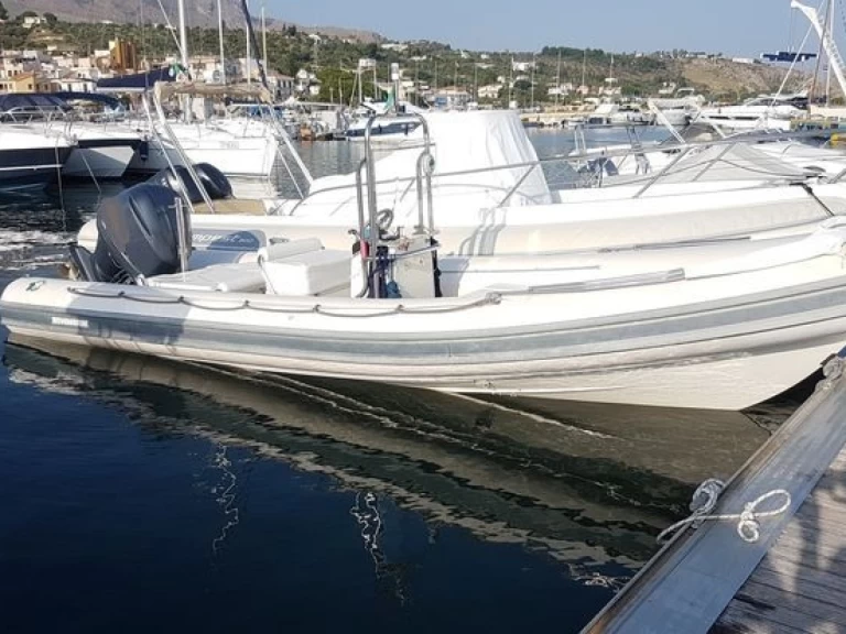 RIB to hire Murta Maria at the best price