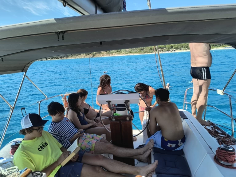 Sailboat hire in Cagliari - Bénéteau Oceanis 321