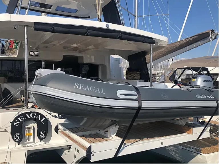 Hire a Lagoon Lagoon 46/10 - Skippered  Piso Livadi