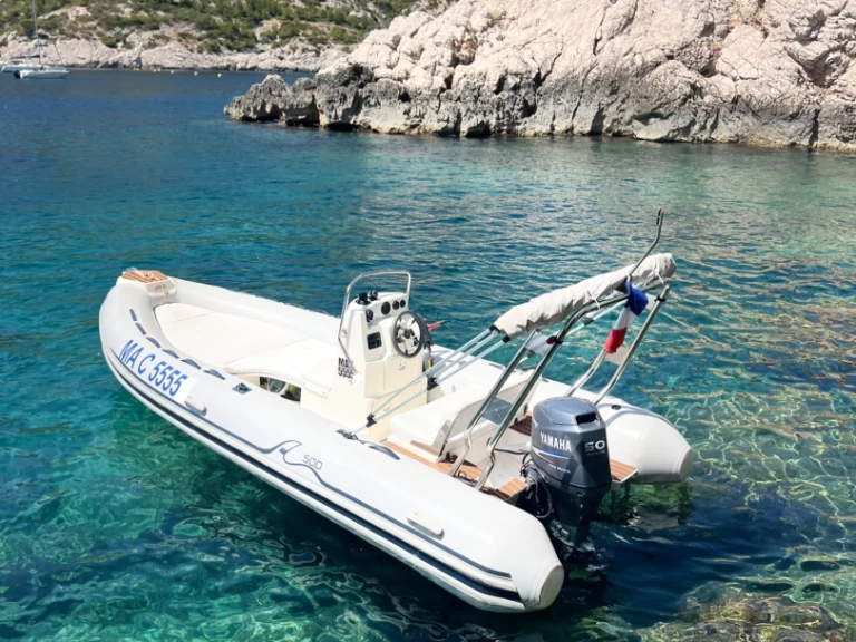Hire a Arimar Arimar 500 Pioner Marseille