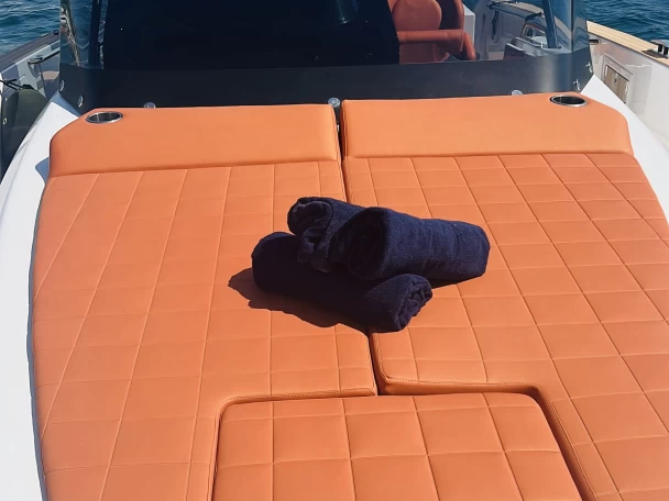 Yacht hire Mandelieu-la-Napoule cheap Pardo 38