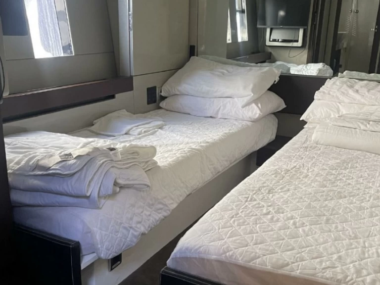 Hire a Fairline Targa 58 GTB Cannes