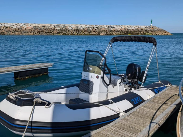 Yacht hire Saint-Quay-Portrieux cheap TR54