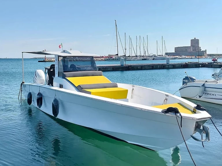 Motorboat to hire Trapani at the best price
