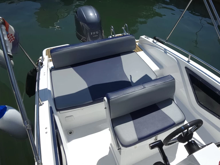 Charter a Orizzonti Nautilus in Poreč on Samboat