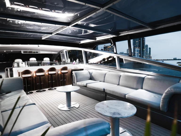 Hire Luxury Yacht with or without skipper Leopard (Arno) North Miami Beach