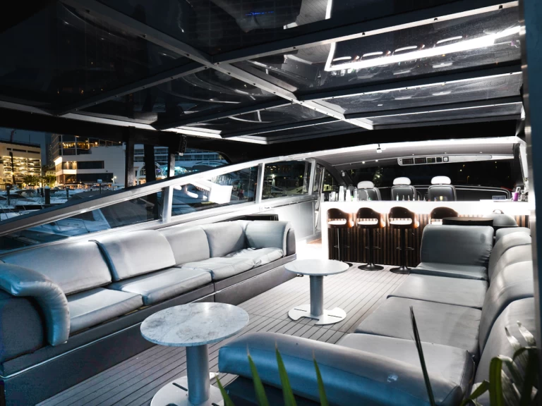 Hire Luxury Yacht Leopard (Arno) with a boat licence