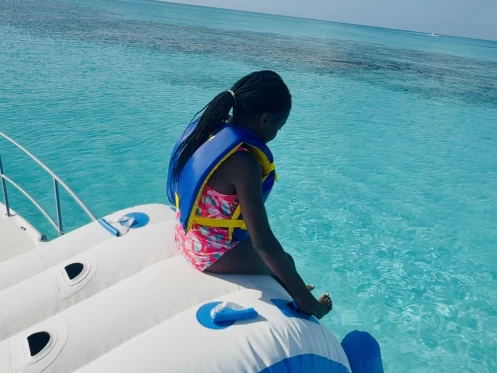 Hire Luxury Yacht with or without skipper Sea Ray Turks Islands