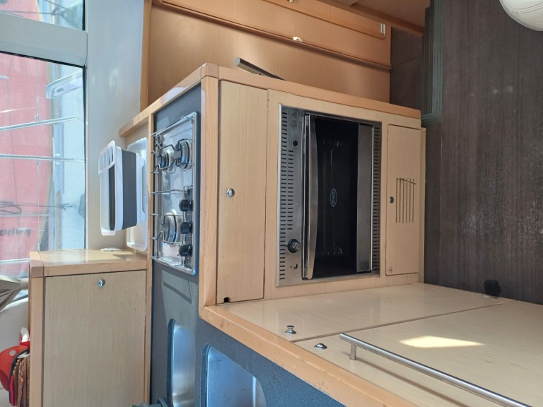 Hire a Lagoon Lagoon 39 Alimos