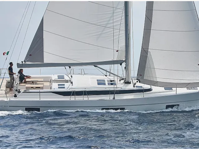 Yacht charter Castiglioncello - Bavaria Bavaria C50 on SamBoat