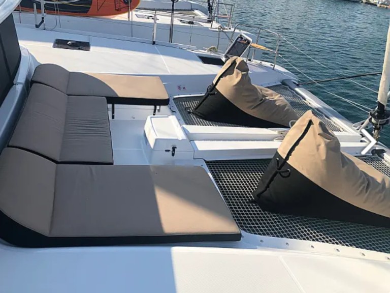 Charter a Lagoon Lagoon 46/10 - Skippered  in Alimos on Samboat